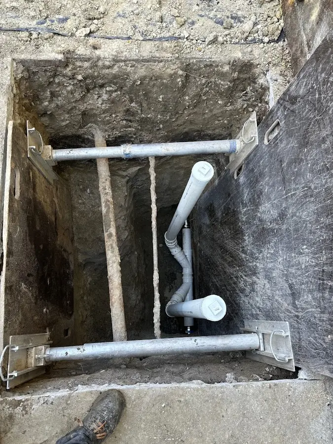 Experienced plumber completing Gas Line Repair work in Midway